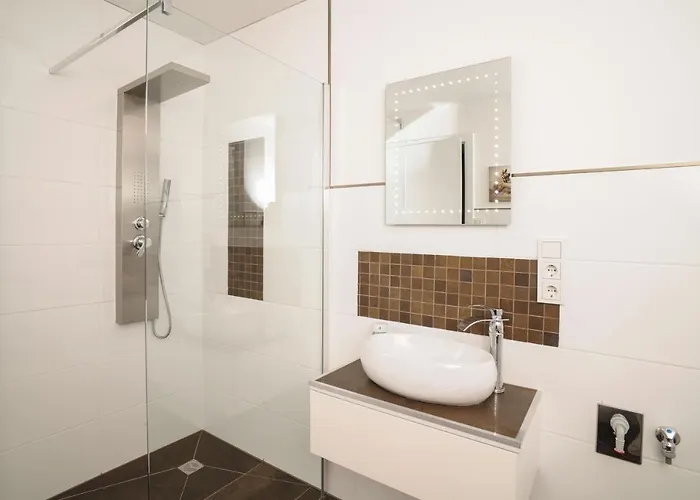 Designpension Classicidyll - Sennhuette 3 Apartament *